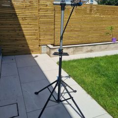 Bike repair stand (foldable)