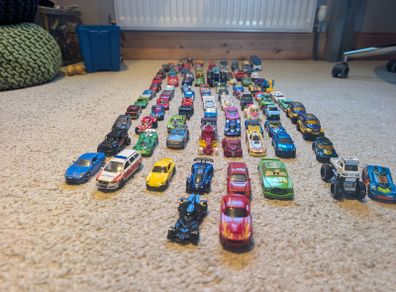 Massive Hot Wheels Bundle -Track Builder  Storage Boxes  Huge Car Collection