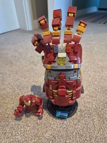 Iron Man Infinity Gauntlet 'Lego' bricks
