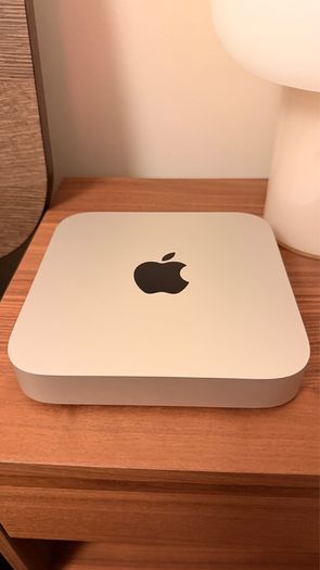 Mac Mini M2 (16gb, 512gb)