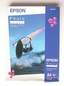 22 Sheets Epson Glossy A4 Photo Paper 194g/m^2 S041857