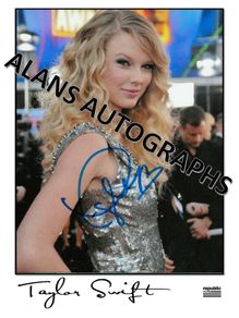 Taylor Swift Autograph