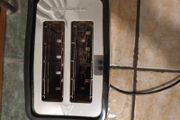 Morphy Richards Chroma 2 slice toaster