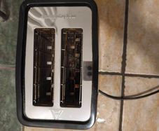 Morphy Richards Chroma 2 slice toaster