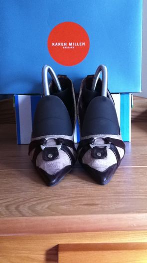 Karen Millen Court Shoes