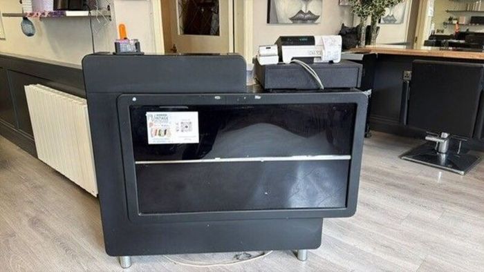Hair Salon Equipment / Furniture