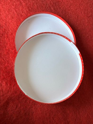 Pretty Box Diameter 28cm