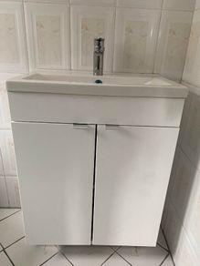 Goodhome bathroom vanity unit and sink for sale