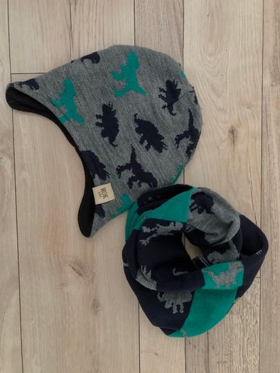 Boys Dino hat and snood set