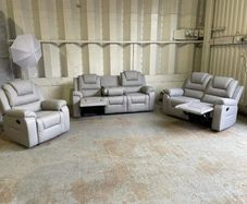 Valerie & Axel Manual Recliners
