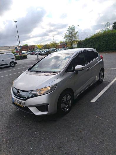 Honda Fit 2014 Automatic Hybrid Very Economical