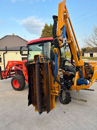 Hedge cutter