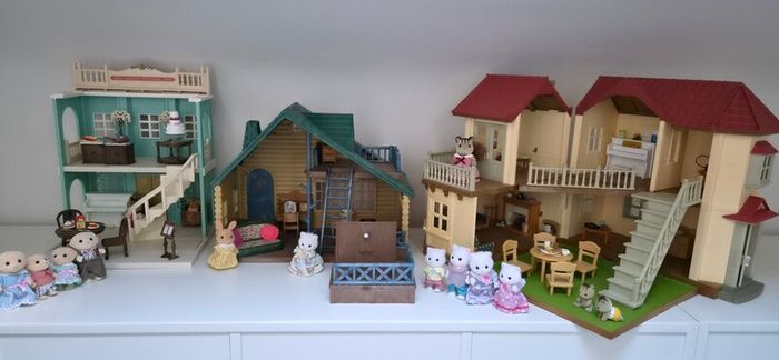 Sylvanian Bundle with Light Up House