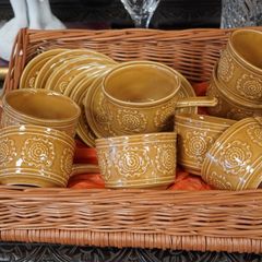 Vintage Tams Staffordshire Mustard-Gold Floral Soup Set (16 pcs)