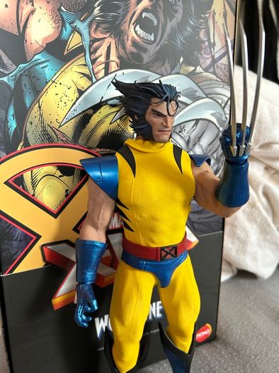 Hot Toys Hono Wolverine Unmasked