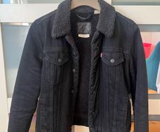 Levis  jacket woman's trucker