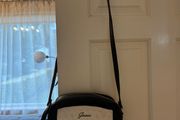 Cross body Guess bag