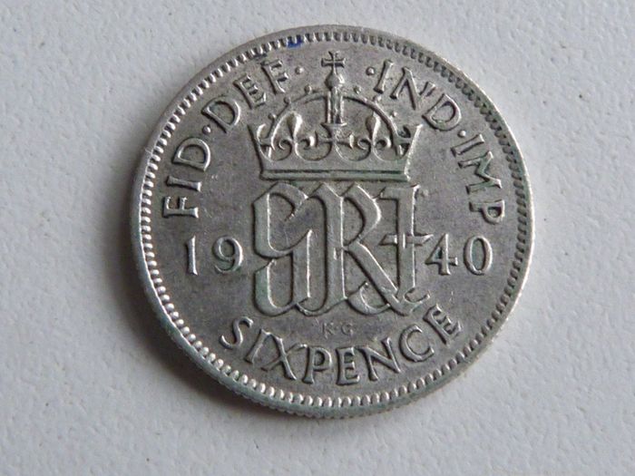1940 silver sixpence