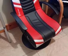 X Rocker Aries 2.1 Audio Pedestal Gaming Chair