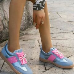 amazing and comfy Sneakers