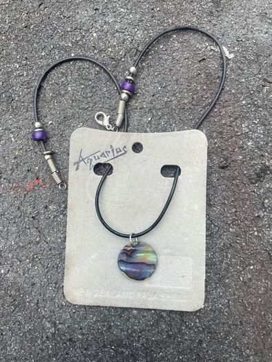 Aquarius Necklace - New Zealand paja shell