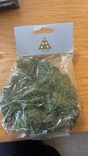 Model foliage (various greens) -Woodland scenic
