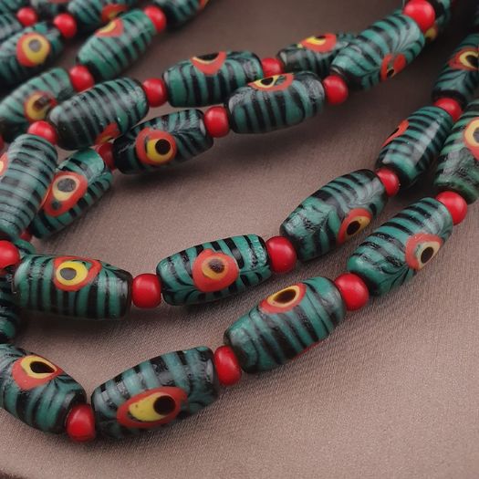 Antique Gabri Eyes Feather Desgin & Venetian Whiteheart Glass Beads Necklace