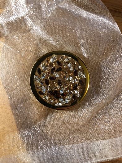 Mi moneda large coin