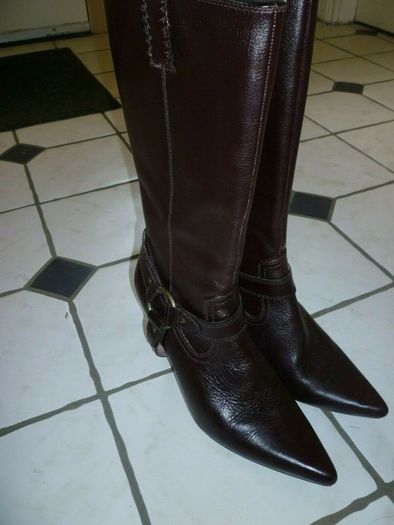 Gionni rustic brown leather boots Size Uk 6 Eu 39 with original box Immaculate. Euro 125 new