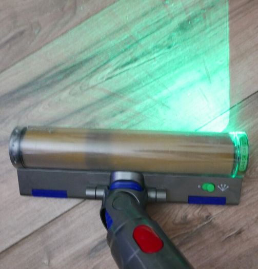 Dyson V15 - (SV22) Detect vacuum (Iron - Nickel) Powerful, intelligent cordless vacuum - in Iron and Nickel (Up to 60 minutes run time)