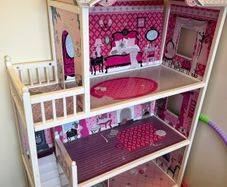 Large doll house