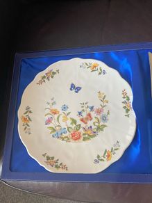 Large Ansley Garden Pattern cake plate and knife in box