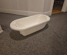 Baby bath tub