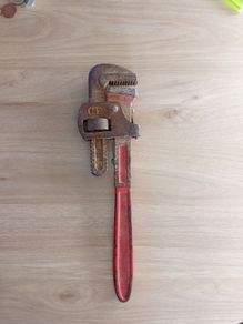 Pipe Wrench