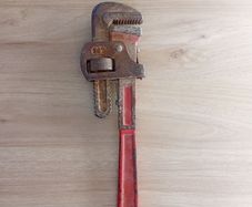 Pipe Wrench