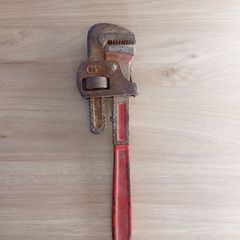 Pipe Wrench