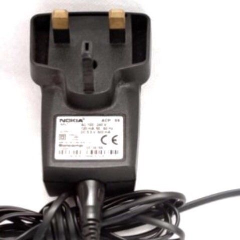 Nokia Charger ACP-8X 100-240V 120mA 50-60Hz Output 5.3V 500mA