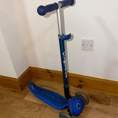 Globber Primo Foldable Scooter with Light-Up Wheels