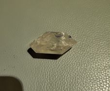 Quartz crystal double pointed