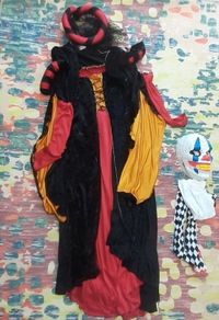 Adult Vampire + Crown costume