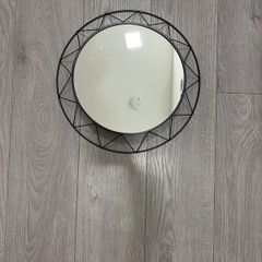 wall mirror