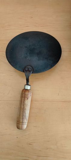 Iron Tawa with 3-Piece Indian Roti Making Kit
