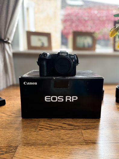Canon Eos R + 16mm + 35mm + Bag