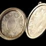 Large Antique Victorian 15ct Gold Engraved Locket Image 7