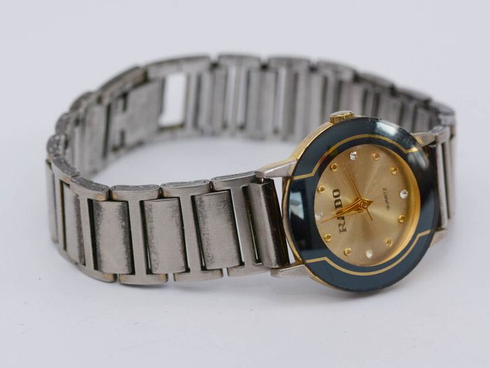 Ladies Quartz Watch