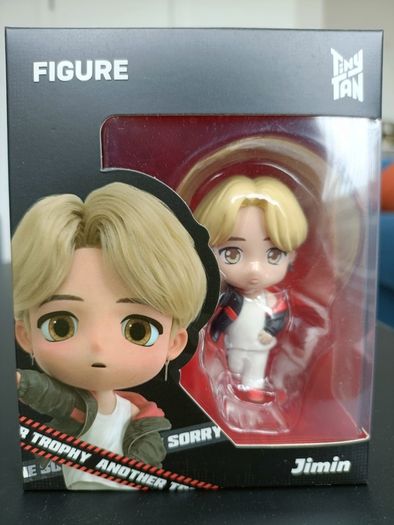 Original BTS Tiny Tan Mic Drop Figures