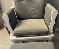 Nursing chair