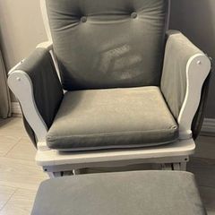 Nursing chair