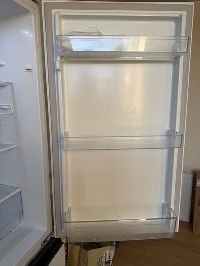 Fridge and freezer