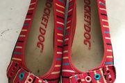 Pre-loved Rocket Dog Red Striped Shoes- Size 4